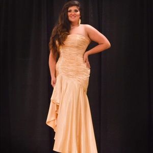 Tony Bowls Gown